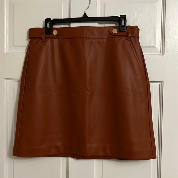 Loft Leather Skirt - Picture 1 of 9